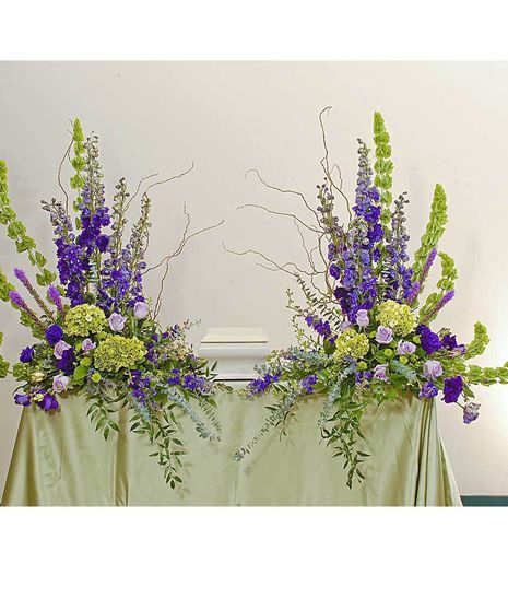 Bold Mix Memorial Urn Decoration