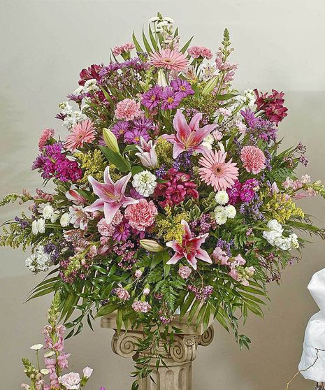 Traditional Mix Head/Foot Display