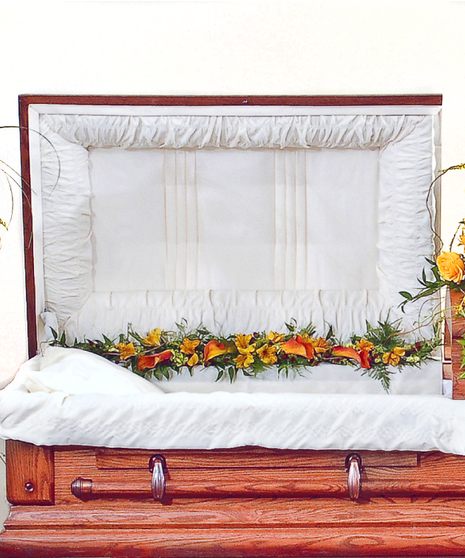 Nature In Bloom Hinge Garland